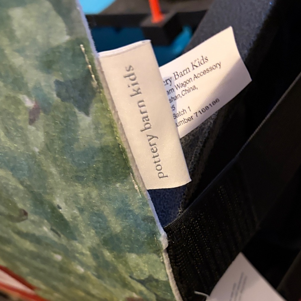 Farmhouse Chicken Barnyard Rug - Picture 2 of 2